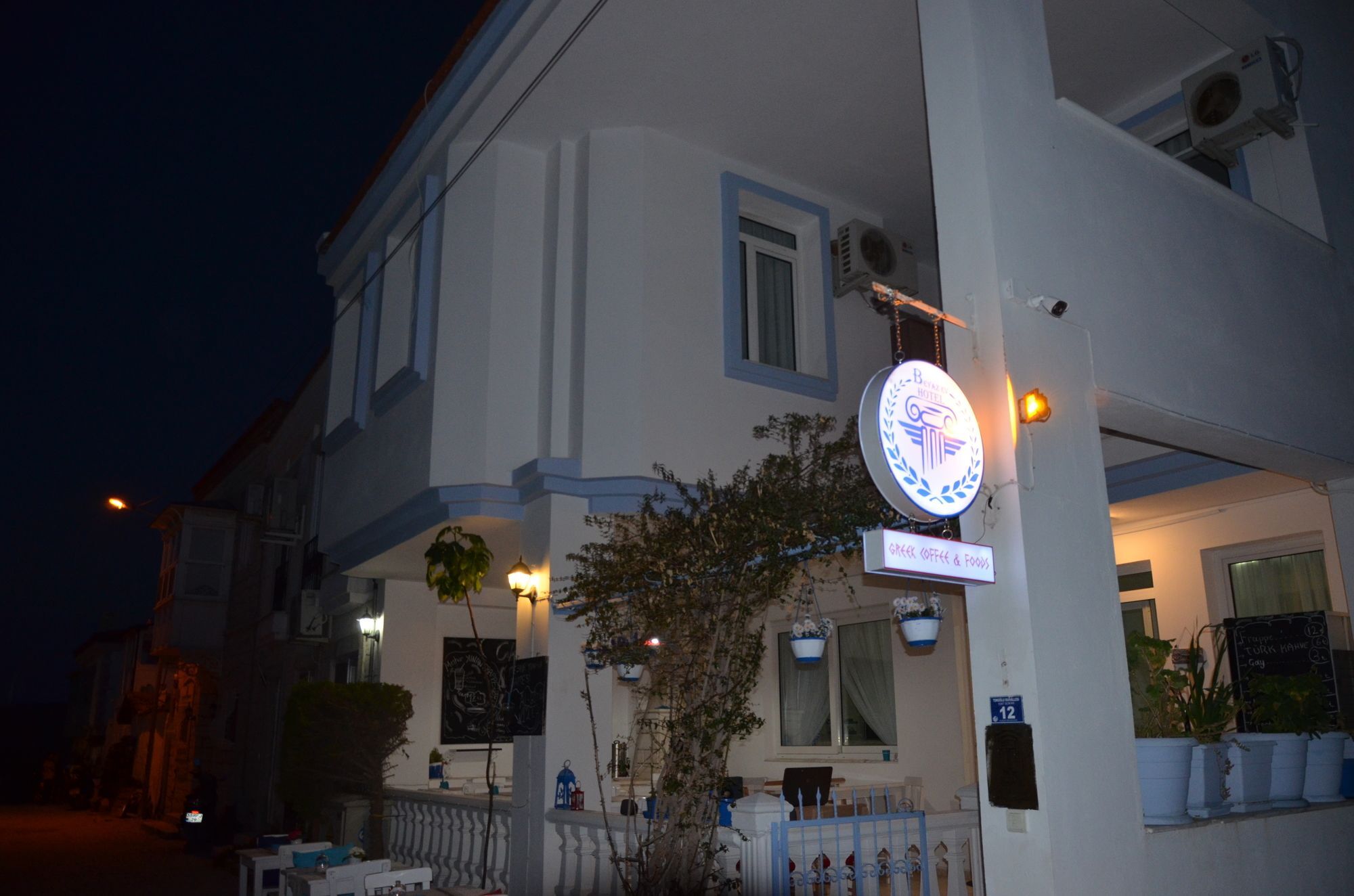 Beyaz Ev Hotel อาเลอเจอติ ภายนอก รูปภาพ