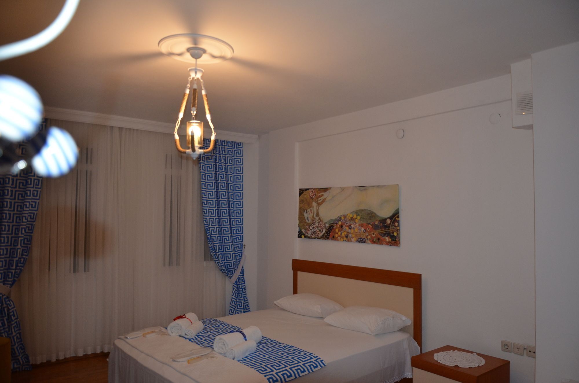 Beyaz Ev Hotel อาเลอเจอติ ภายนอก รูปภาพ